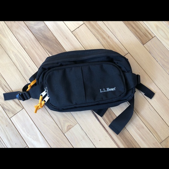 L.L. Bean Other - LLBean Hiking Fanny Waist Pack w Adjustable Straps and Zippered Pockets GUC